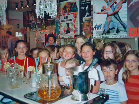 Kindergeburtstag Bar